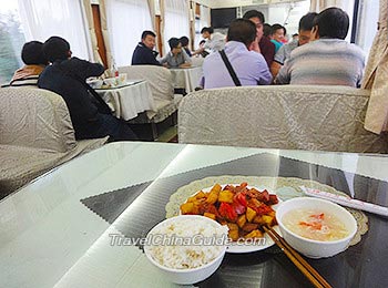 Food in Dining Car